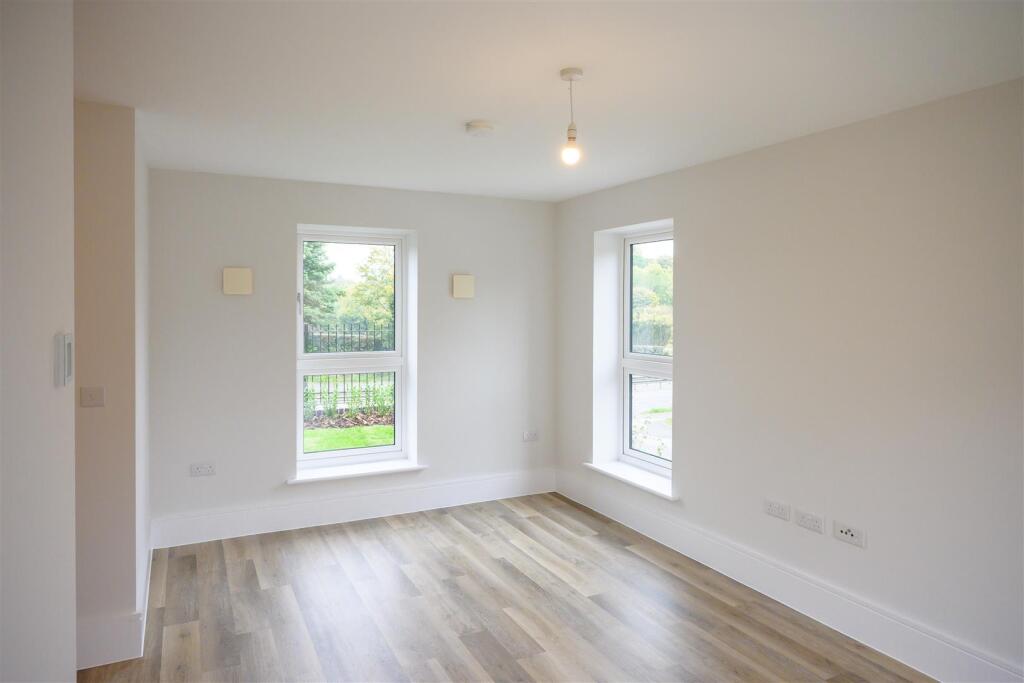 Additional image 7 of No 61, Maybank, Manor Way, Halesowen