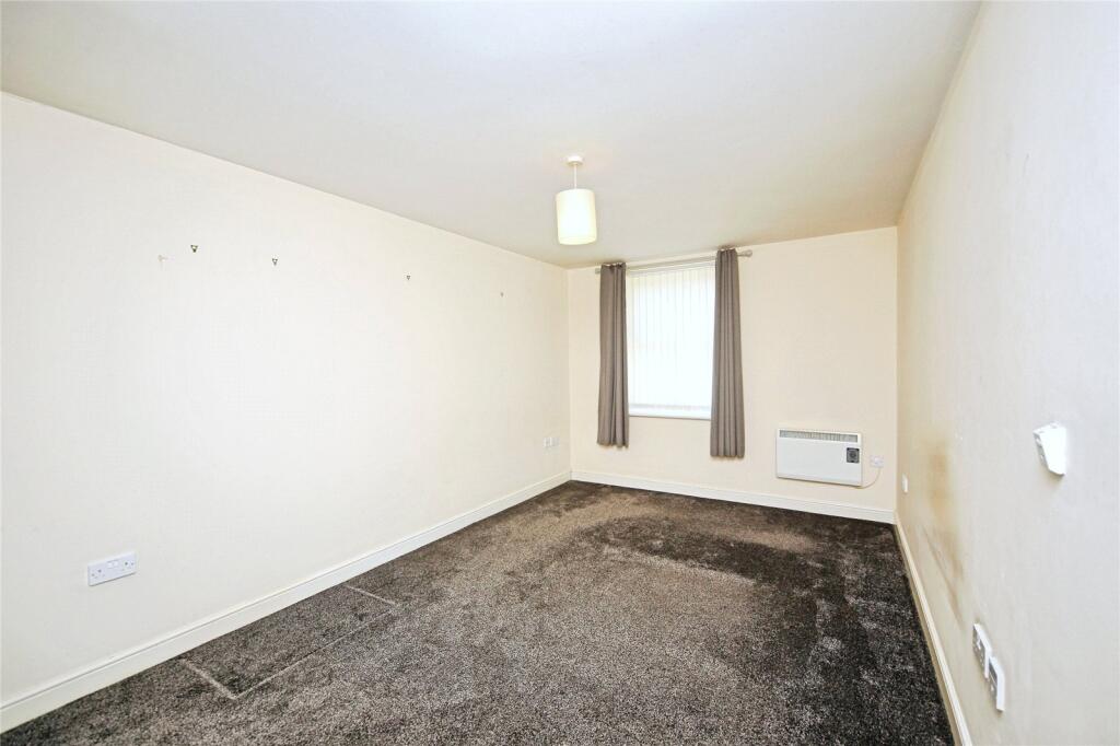 Apartment in Birmingham, Acocks Green - More