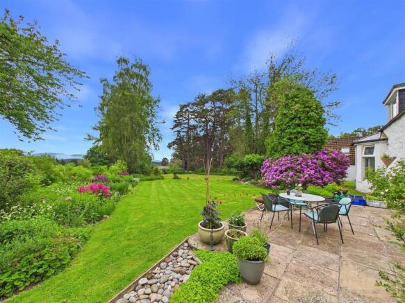 Garden & Grounds