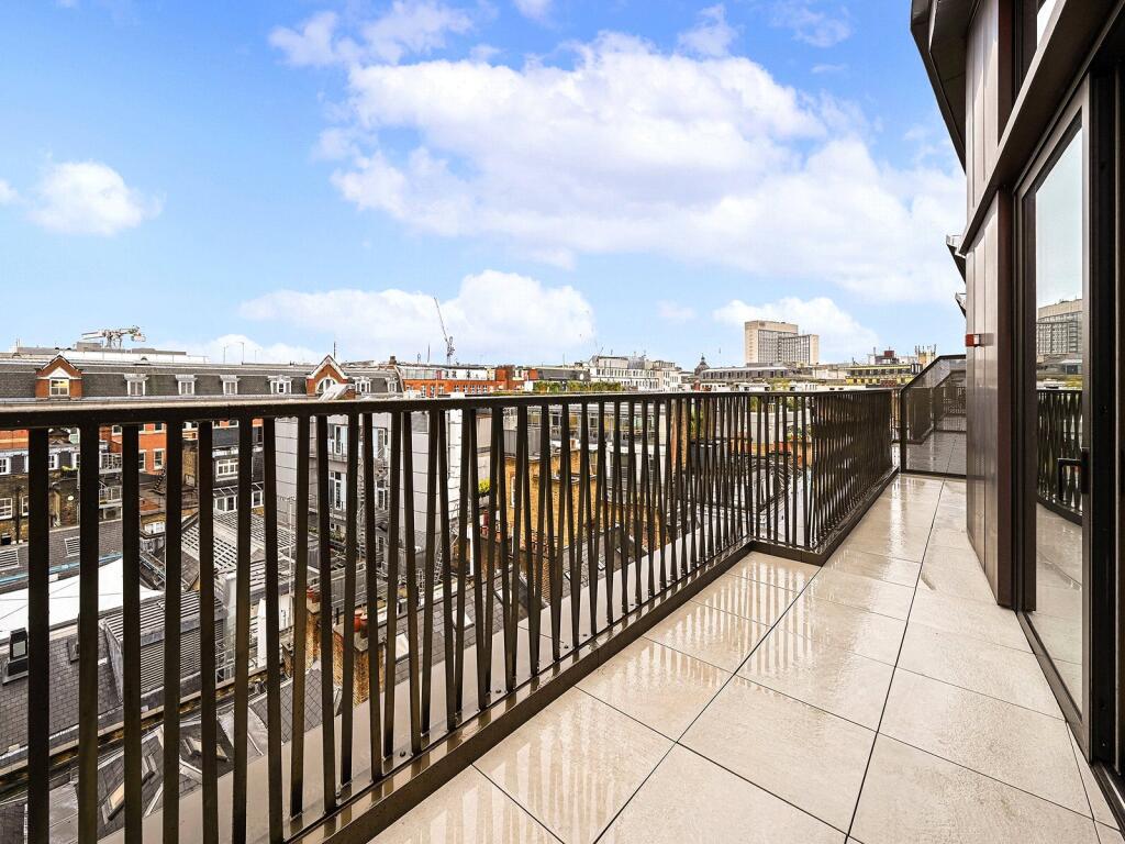 Apartment in London - View 2