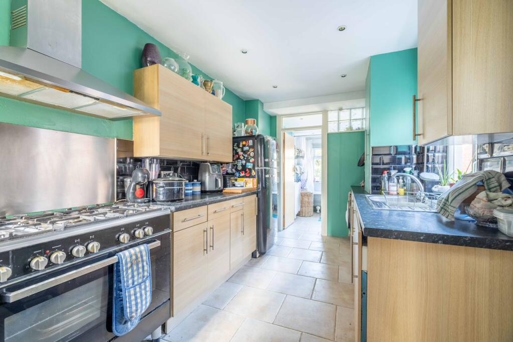 Park Street, Slough, SL1 - View 5