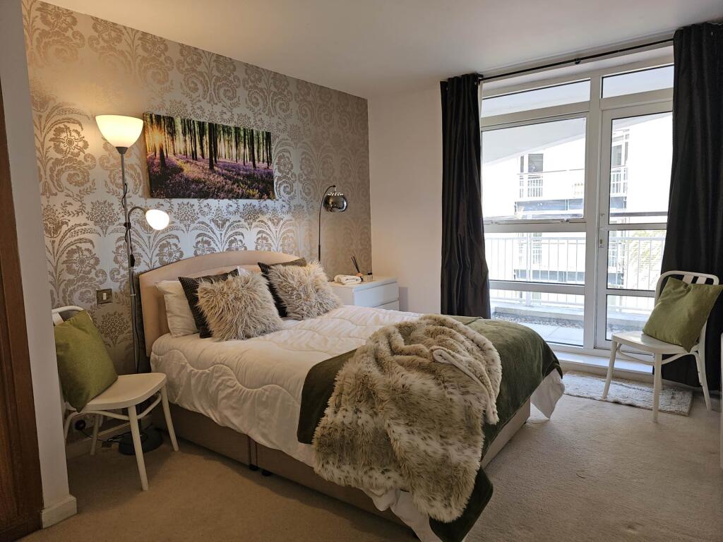Main image of property: Anchorage Point, Cuba Street, London E14