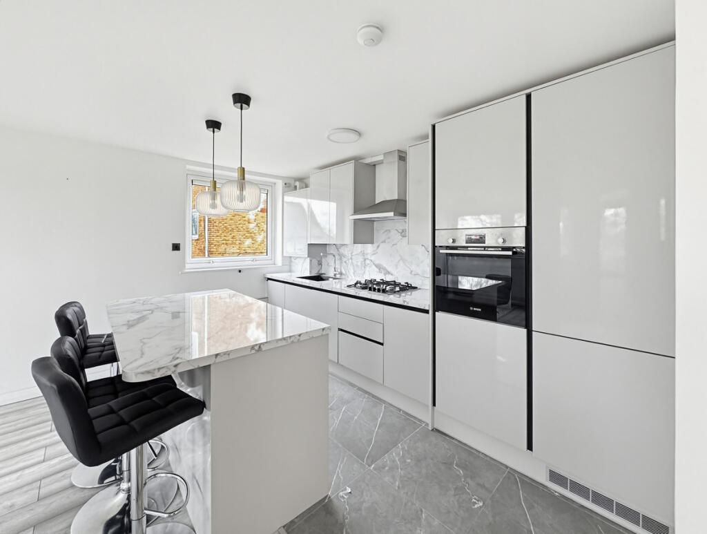 Main image of property: Whittingham Avenue, Southend-on-sea, SS2 4