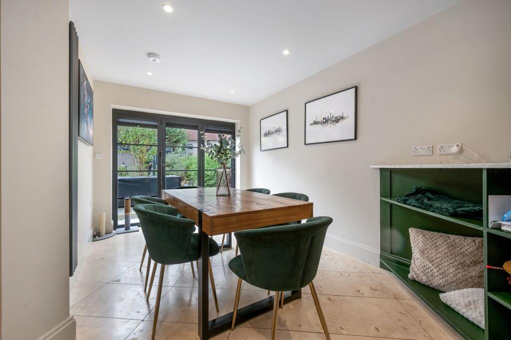 House in South Kesteven, Stamford - View 5