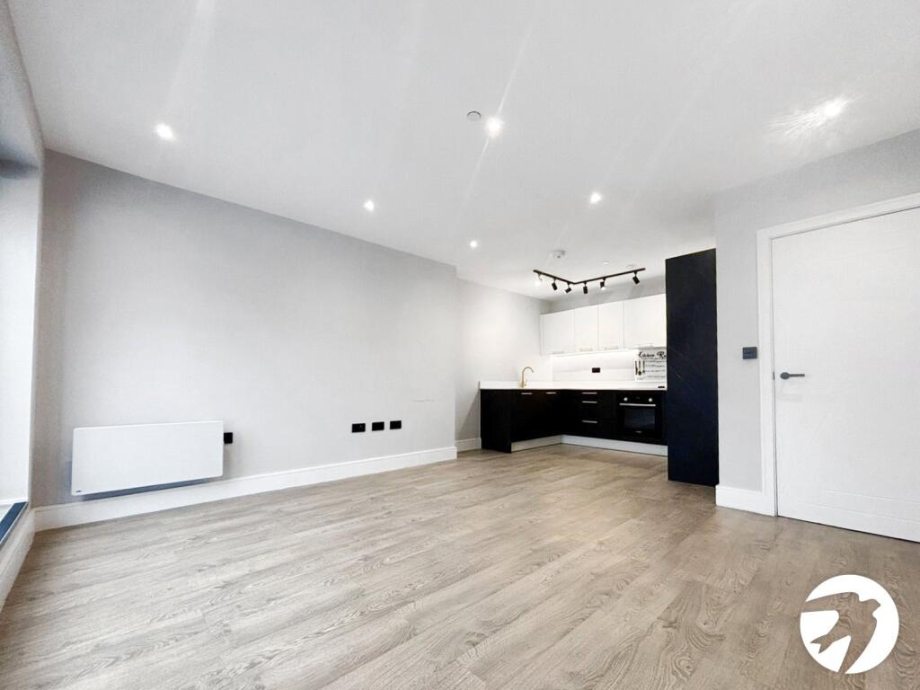 Main image of property: High Street, Chatham, Kent, ME4