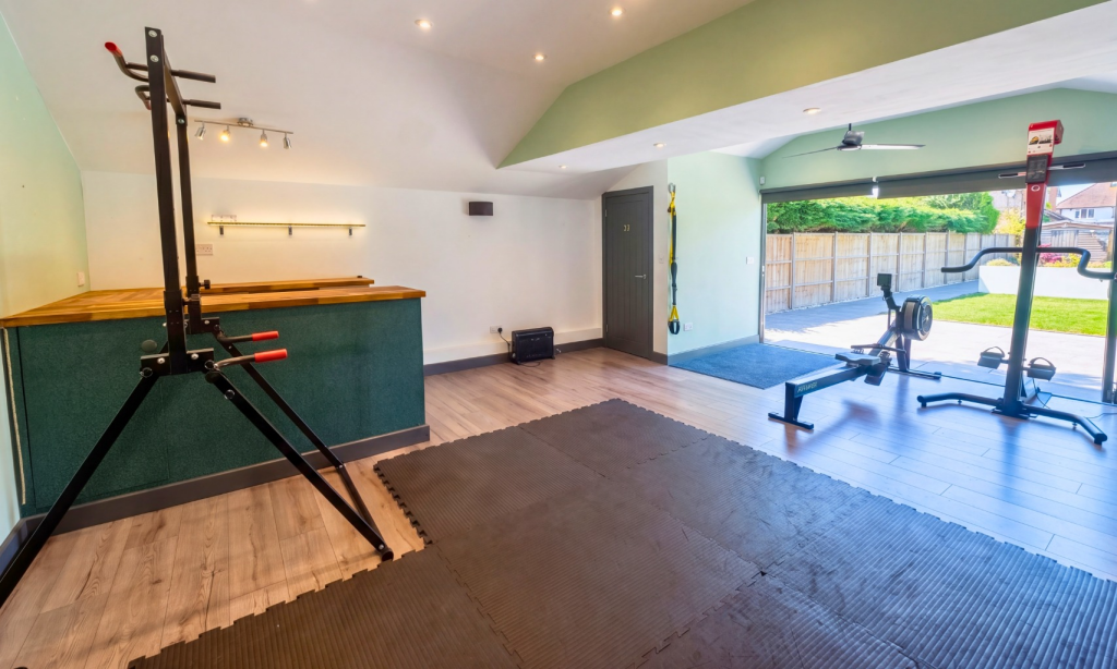 House in Reading, Lower Earley, Earley - View 4