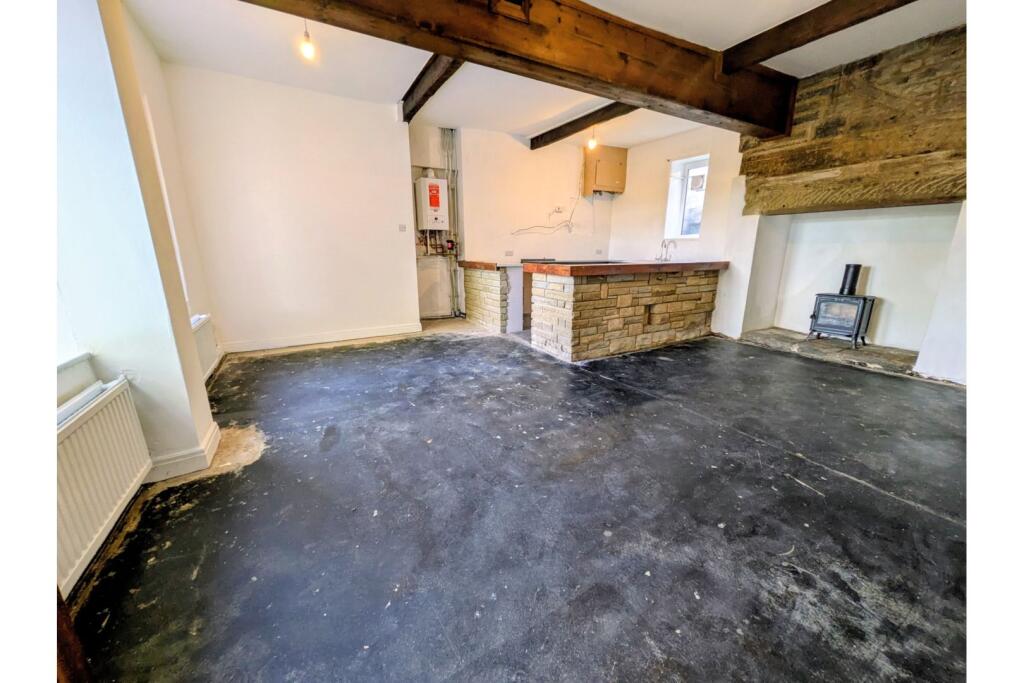 House in Bradford - View 3
