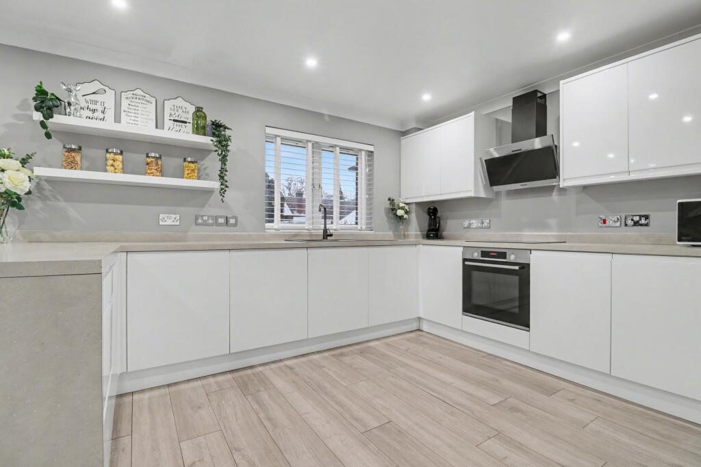 House in Eastleigh, Lowford, Bursledon - View 4