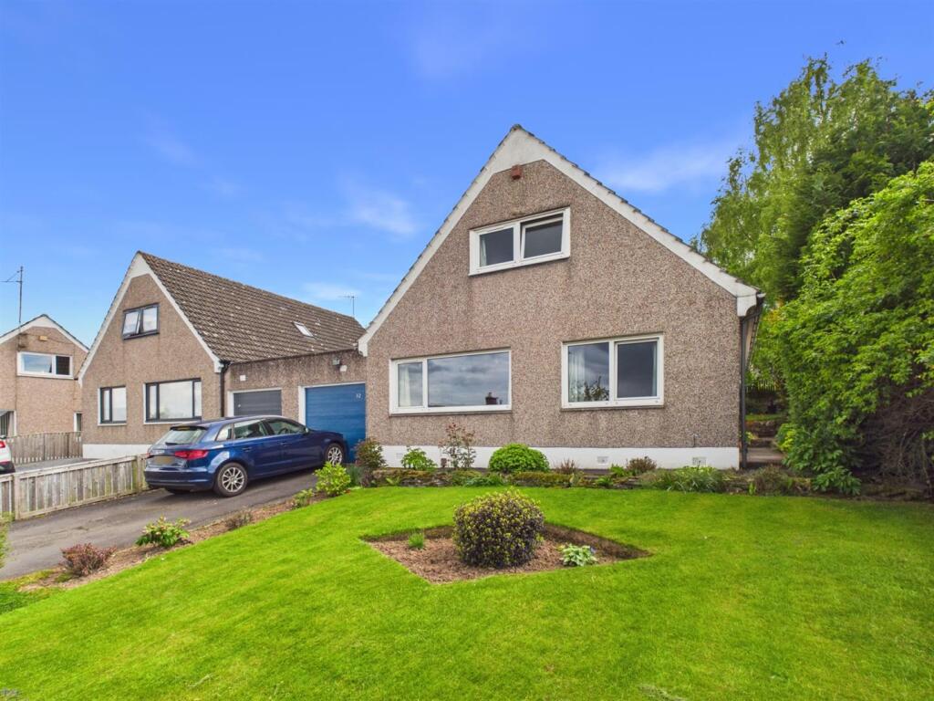 Main image of property: 32 Anderson Drive, Perth, PH1 1JX