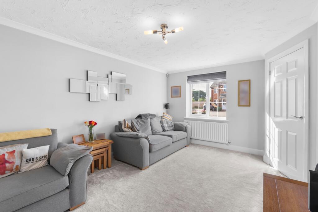 House in Stevenage, St Nicholas - View 4