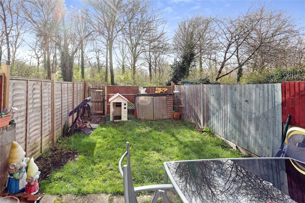 Main image of property: Gibbwin, Great Linford, Milton Keynes, Buckinghamshire, MK14