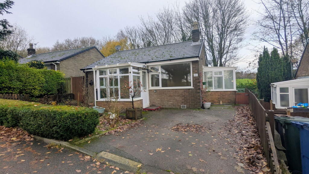 2-bed detached on St. Gabriels Close, Roby Mill, WN8 0QS, £265,000