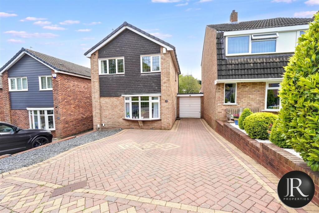 Main image of property: Crestwood Rise, Etching Hill