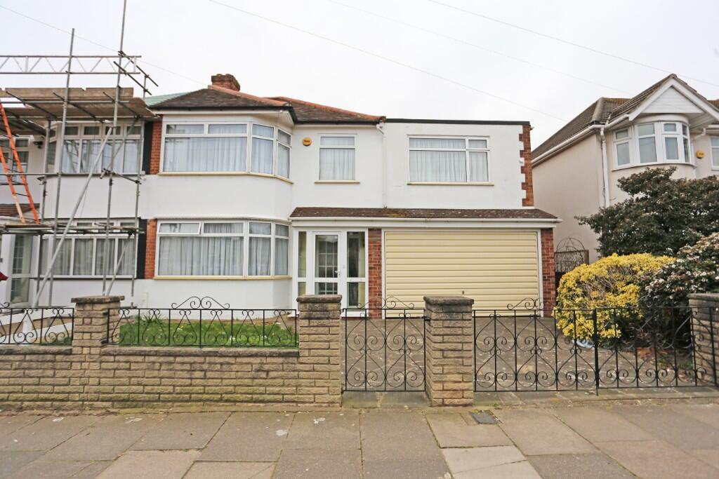 Main image of property: Gordon Road, Romford, London, RM6