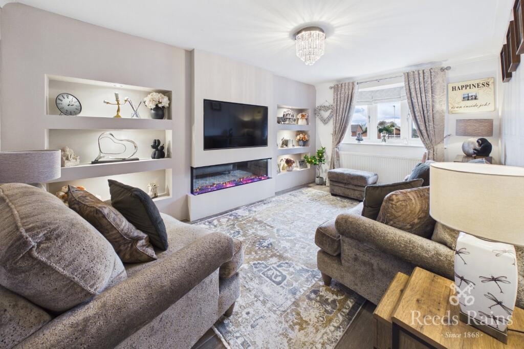 House in Leeds, Robin Hood - View 5