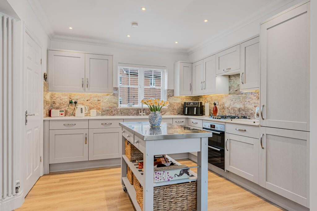 Additional image 12 of Coopers Gate, Colney Heath, St. Albans, AL4