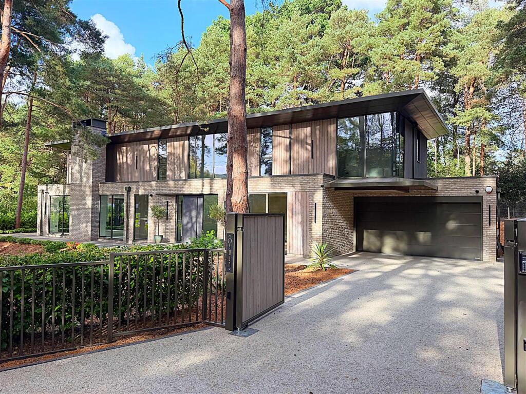 Main image of property: The Drive, Canford Cliffs