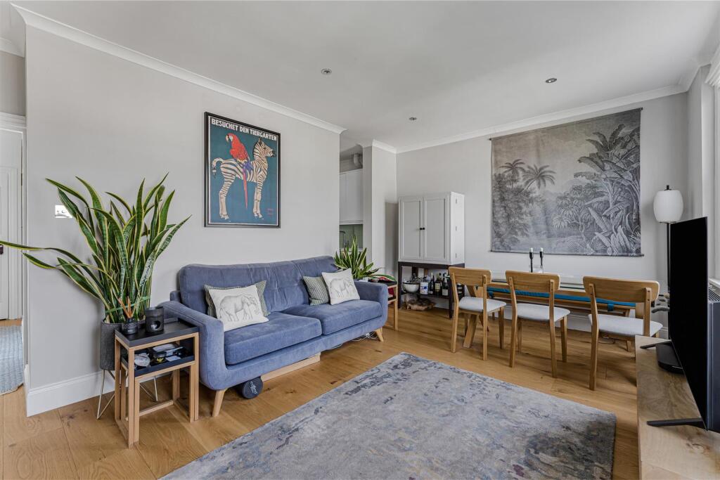 Apartment in London - View 4