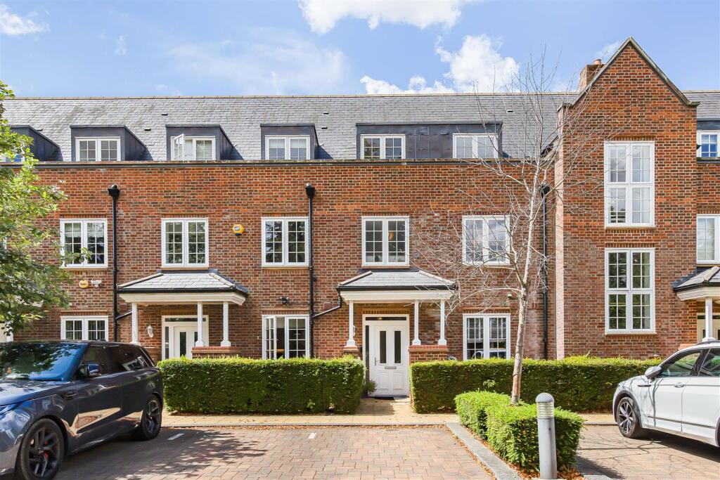 Main image of property: Pegrum Drive, Napsbury Park, St. Albans