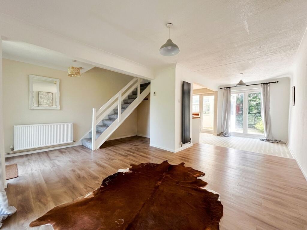 Russet Close, Olveston, BS35 photo 3