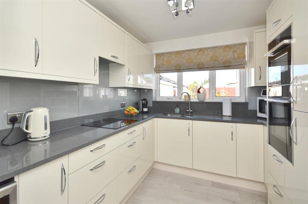Allerton Road, Whitchurch, Bristol photo 3