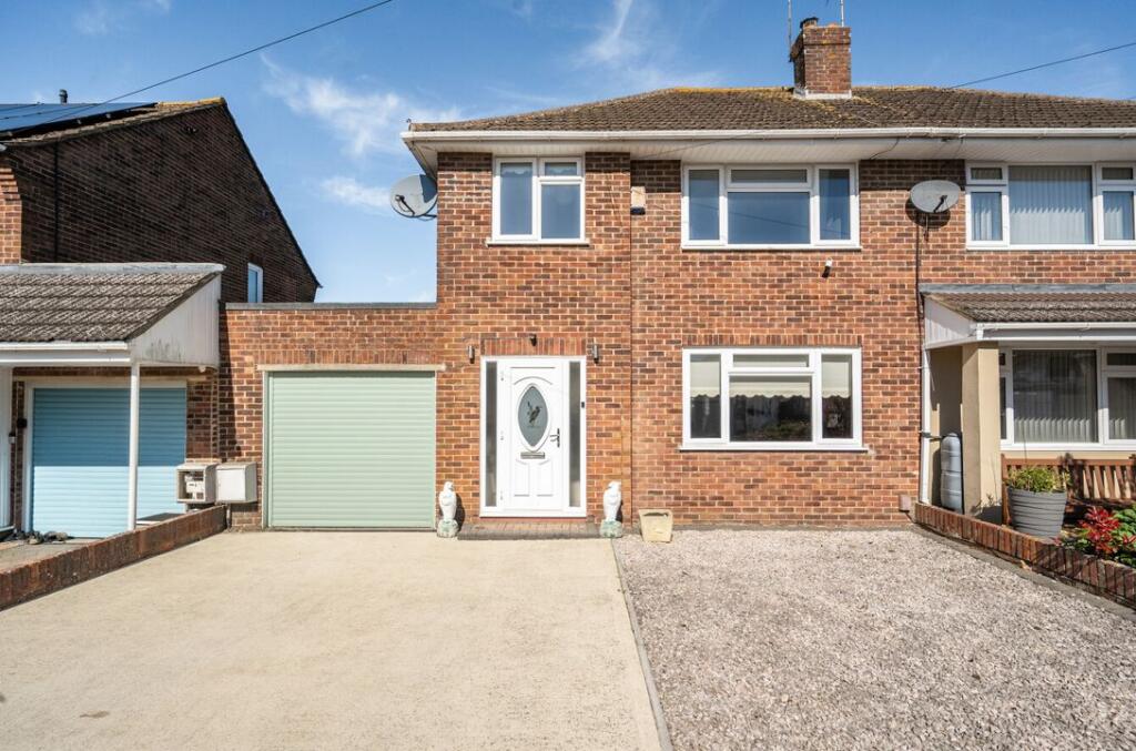 Main image of property: Kipling Gardens, Stratton St Margaret, Swindon, SN2