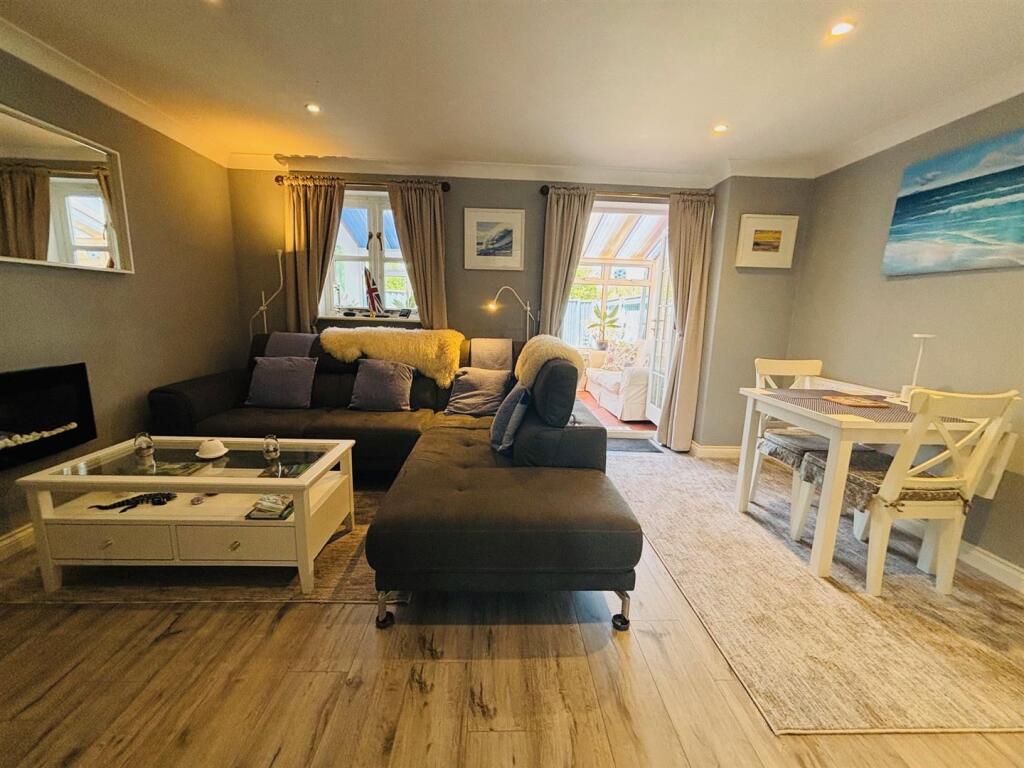 House in Shaftesbury, Dorset - View 4