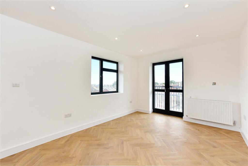 Apartment in London - View 5