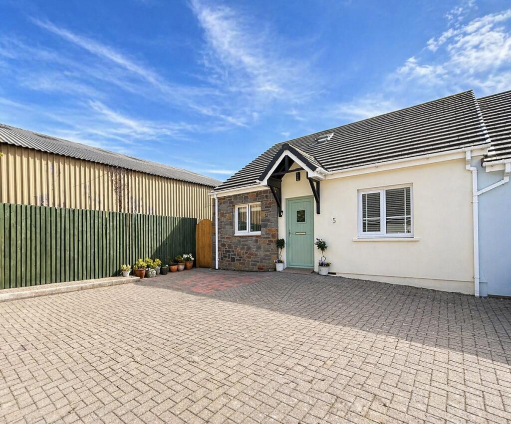 Main image of property: St. Annes Drive, New Hedges, Tenby, Pembrokeshire, SA70