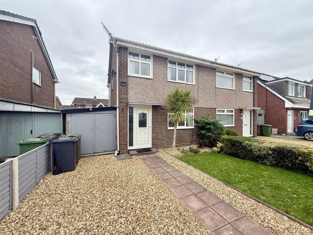 3-bed semi-detached on Cheltenham Way, Southport, PR8, £230,000