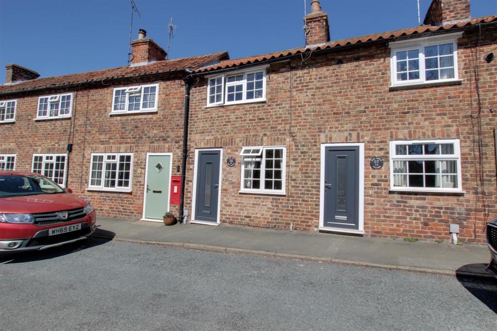 Main Street, Cherry Burton, Beverley photo 4