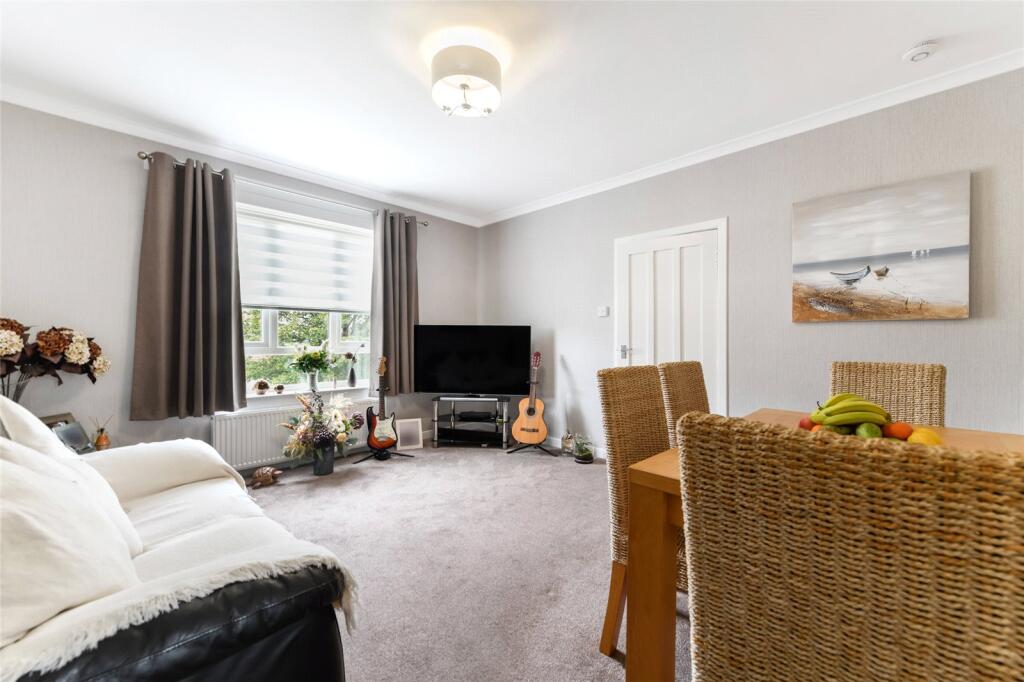 Innes Park Road, Skelmorlie, North Ayrshire, PA17 photo 3