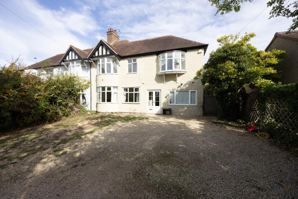 4-bed semi-detached on Evesham Road, Broadway, Worcestershire, WR12, £450,000