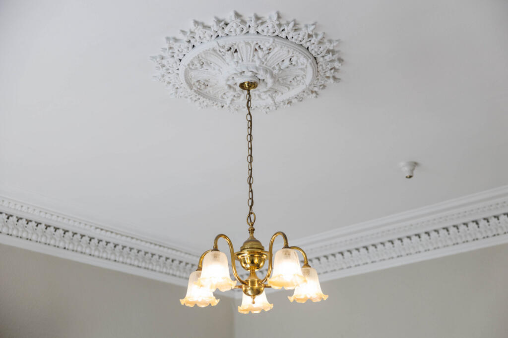 House in Campbeltown, Calton - More