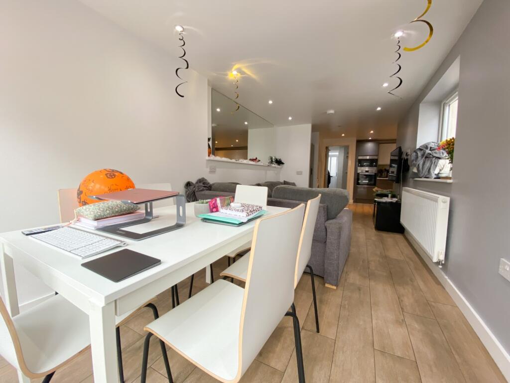 House in Cardiff, Maindy, Cathays - View 2