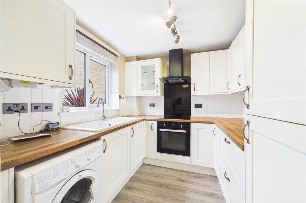 Main image of property: Thrush Close, Burghfield Common, Reading, Berkshire, RG7