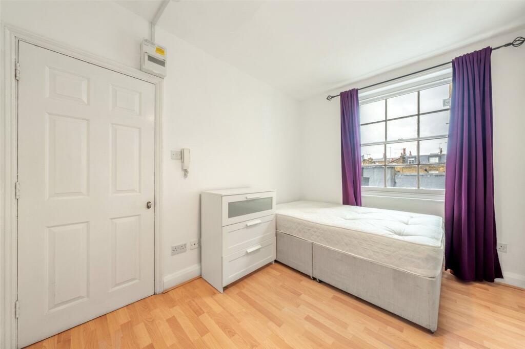 Main image of property: Gloucester Place, London, NW1