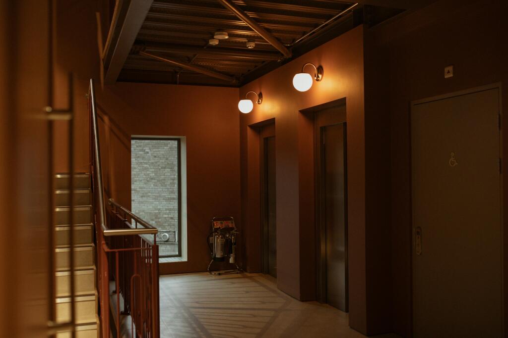Monocle - Stairwell
