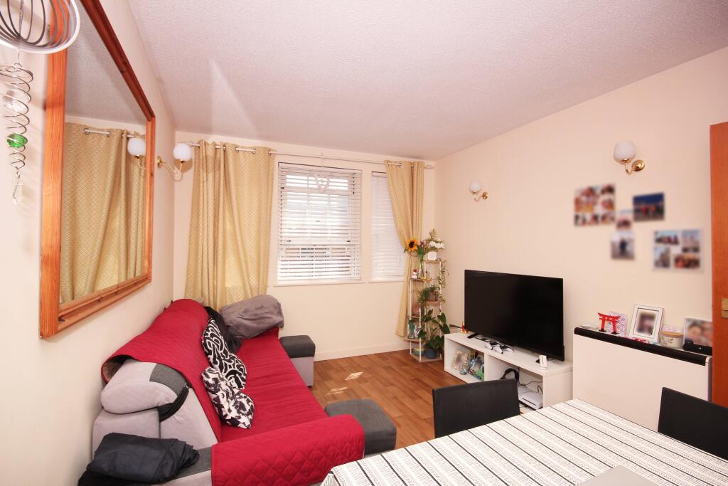 Apartment in London - View 3