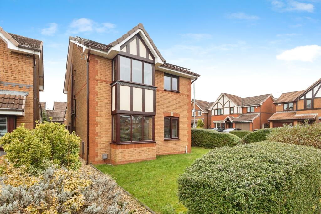 Main image of property: Waterloo Gardens, Ashton-under-Lyne, Greater Manchester, OL6