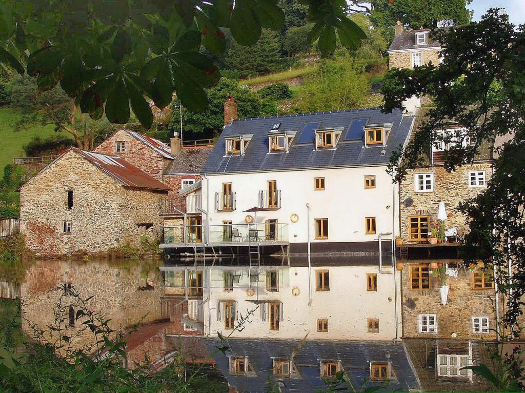 Main image of property: Tuckenhay, Totnes