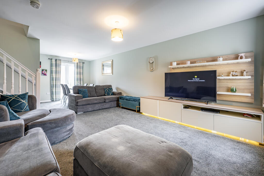 38 Furrow Crescent, Cambuslang, Glasgow, G72 photo 4