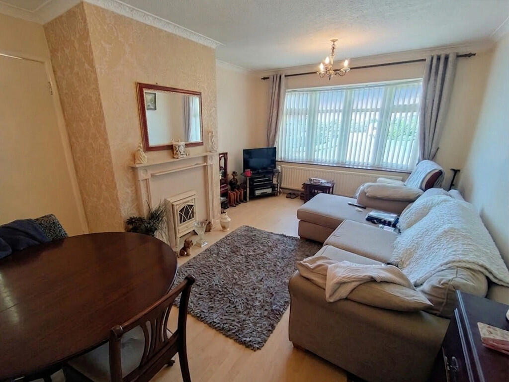 Woodhall Road, Kidsgrove, Stoke-on-Trent photo 5