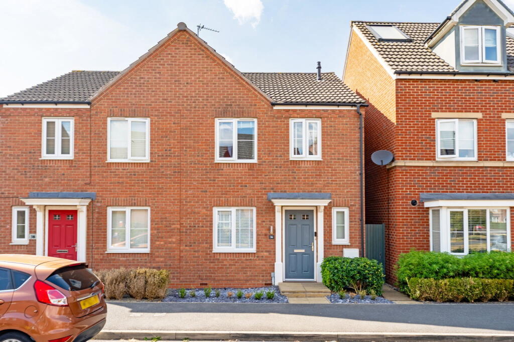 Main image of property: Freshman Way, Market Harborough, Leicestershire, LE16 9GN