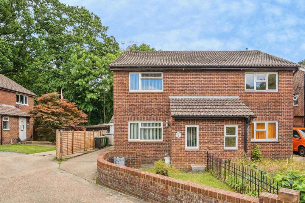 Main image of property: Woolwich Close, Bursledon, Southampton, Hampshire, SO31