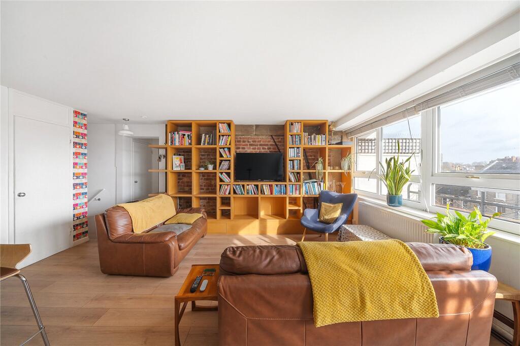 Main image of property: Bullen Street, London, SW11