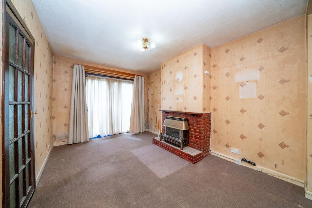 House in Luton - More
