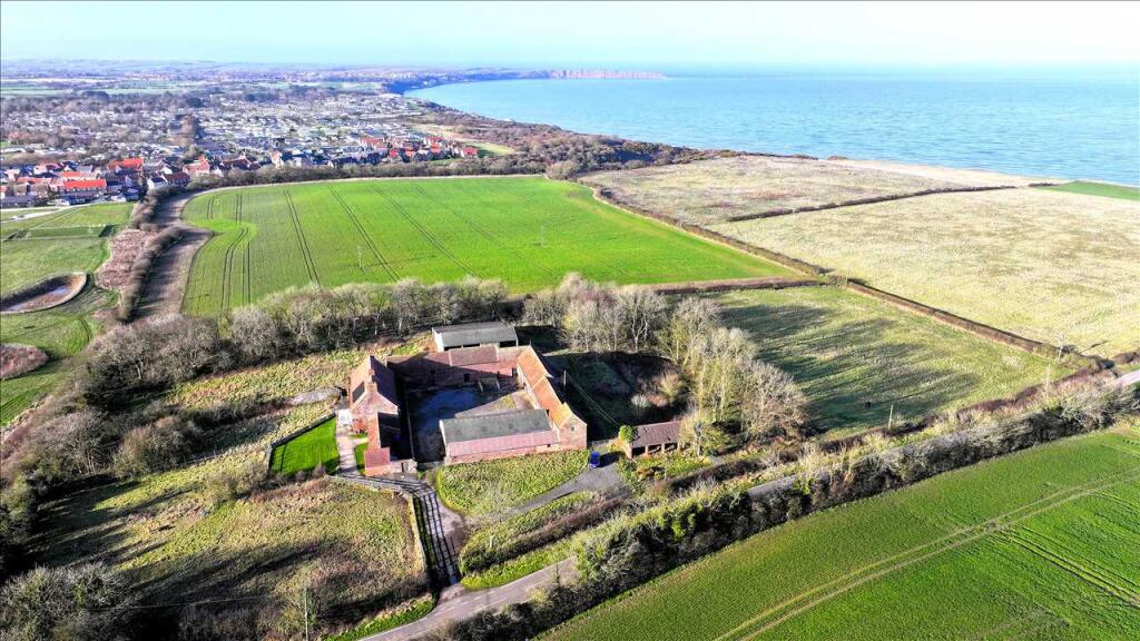 Main image of property: Moor Farm, Hunmanby Gap