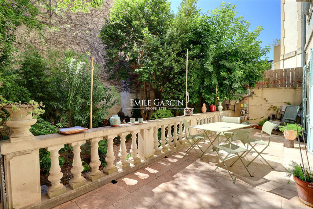 Main image of property: Provence-Alps-Cote d`Azur, Vaucluse, Avignon