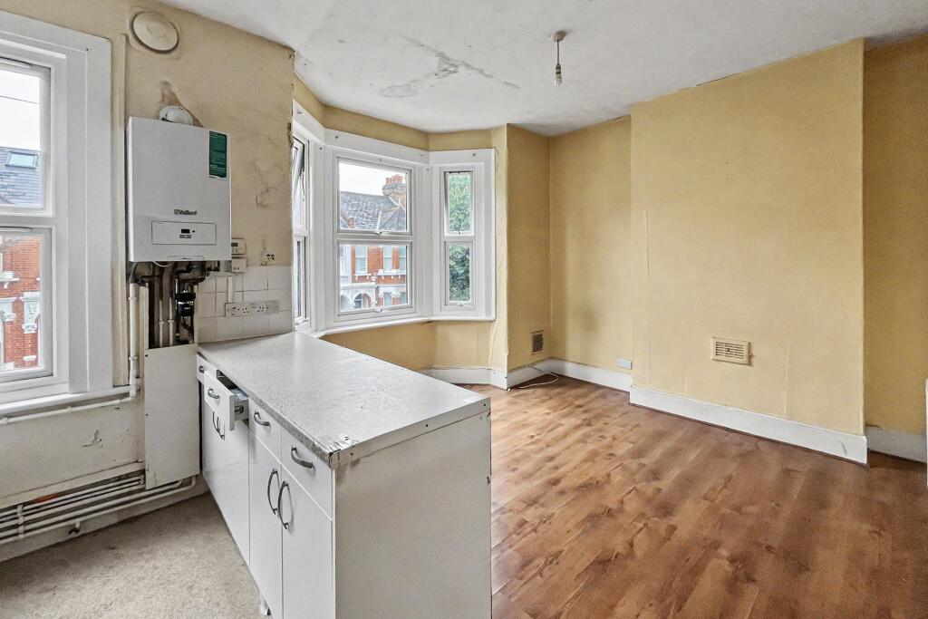 Apartment in London - View 4